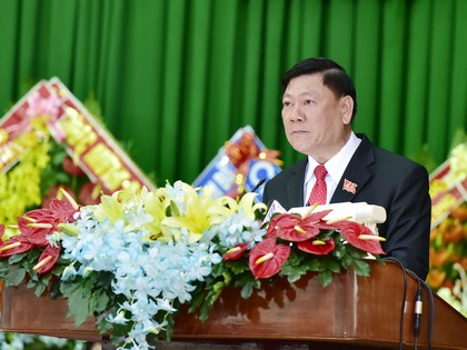 Bí thư Tỉnh ủy- Trần Văn Rón phát biểu khai mạc đại hội.