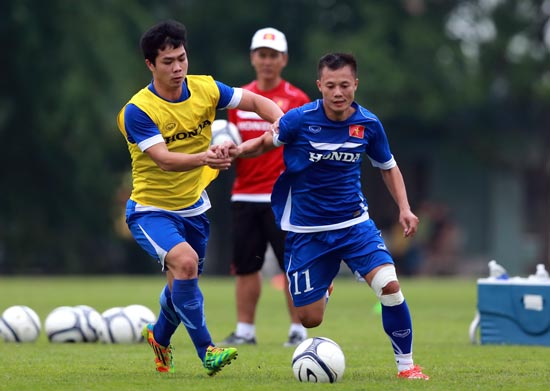 Thầy trò Miura tiếp tục có thêm 6 trận đấu bổ ích với các đội bóng của châu Á. Ảnh: Q.Thắng