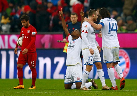 Tinh thần thi đấu ngoan cường tới phút cuối giúp Mainz làm nên bất ngờ. Ảnh: Reuters.