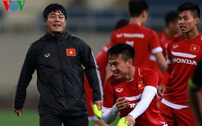HLV Hữu Thắng sẽ có trận đấu chính thức đầu tiên gặp Đài Loan. (Ảnh: Trọng Phú)