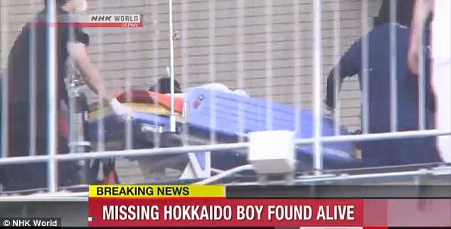 Cậu bé đã được đưa tới bệnh viện ở Hakodate. (Nguồn: NHK World)
