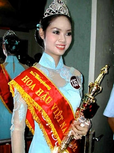 8. Phạm Thị Mai Phương - Hoa hậu năm 2002, cô lọt vào Top 20 Hoa hậu Thế giới cùng năm.