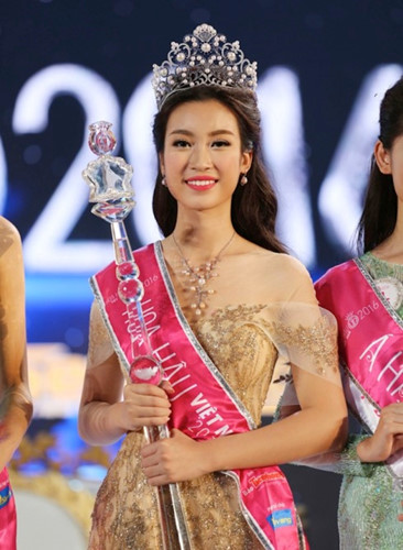 15. Đỗ Mỹ Linh - Hoa hậu vừa đăng quang năm 2016