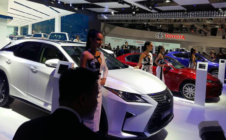 Lexus là thương hiệu xe sang hiếm hoi xuất hiện tại triển lãm ô tô Việt Nam VMS 2016 đang diễn ra tại Hà Nội