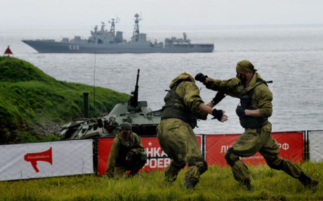 Lính thủy quân lục chiến thuộc Hạm đội Thái Bình Dương tham gia hoạt động huấn luyện ở Vladivostok.