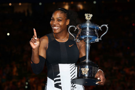 Serena Williams hiện đang rất mong chờ để chào đón đứa con đầu lòng của cô với vị hôn phu Alexis Ohanian - người đồng sáng lập Reddit. Ít ai biết vào những tháng cuối cùng của thai kỳ, cô vẫn thi đấu và vô địch giải quần vợt Úc mở rộng.
