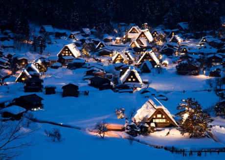 Làng cổ Shirakawa, Nhật Bản: Ngôi làng có tổng cộng có 114 ngôi nhà nằm dưới chân núi Haku-san thuộc tỉnh Gifu.