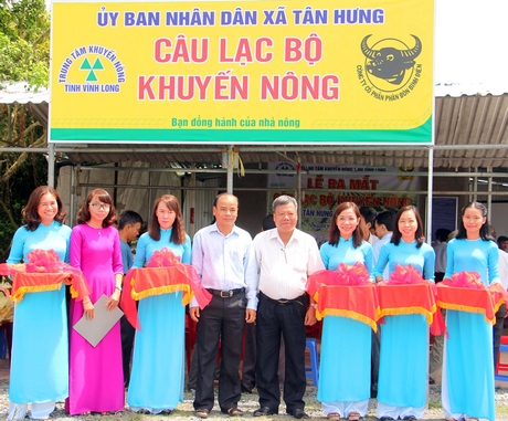 Ra mắt CLB Khuyến nông xã Tân Hưng (Bình Tân)
