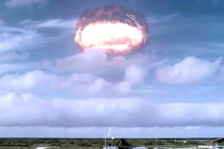 Vụ thử ở Arkansas (Mỹ), đây là một trong chuỗi hơn 100 vụ thử hạt nhân ở Nevada và Thái Bình Dương vào năm 1962.