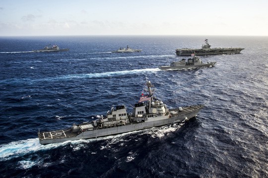 Tàu hải quân Mỹ, Ấn Độ và Nhật Bản trong cuộc tập trận hải quân chung Malabar gần đây Ảnh: HẢI QUÂN MỸ