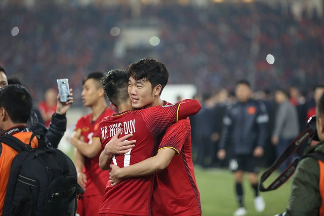 Đội tuyển Việt Nam được nhận thưởng khoảng 20 tỷ đồng sau chức vô địch AFF Cup 2018