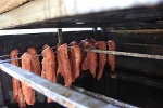 Thịt lợn gác bếp - món ăn không thể thiếu của người Jrai ngày Tết