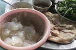 Nộm sứa mắm ruốc đầm Thị Nại: 'ăn cả thau vẫn còn thèm'