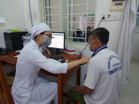 Bệnh viện Lao và Bệnh phổi tỉnh đạt bệnh viện an toàn phòng chống dịch COVID- 19 theo tiêu chí của Bộ Y tế.