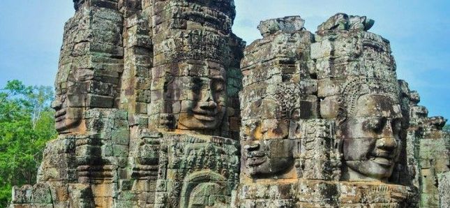 UNESCO đã công nhận Angkor Wat là Di sản thế giới từ năm 1992. Nơi đây không chỉ là một biểu tượng về văn hóa, tín ngưỡng, di sản lịch sử mà còn có giá trị cao về mặt kiến trúc, khảo cổ cũng như nghệ thuật.