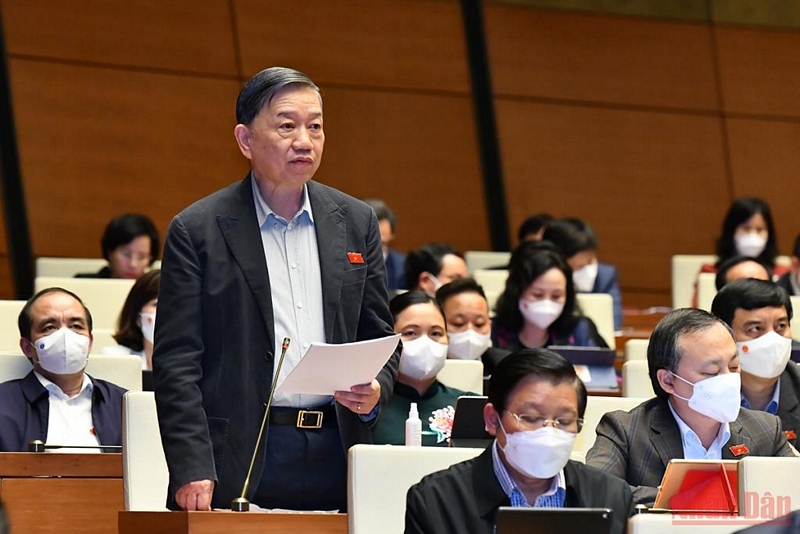 Bộ trưởng Công an Tô Lâm trả lời về trách nhiệm của ngành công an liên quan lĩnh vực y tế.