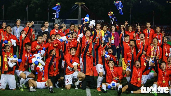 Niềm vui đăng quang sẽ trở lại với bóng đá Việt Nam ở SEA Games 31? - Ảnh: NGUYỄN KHÁNH