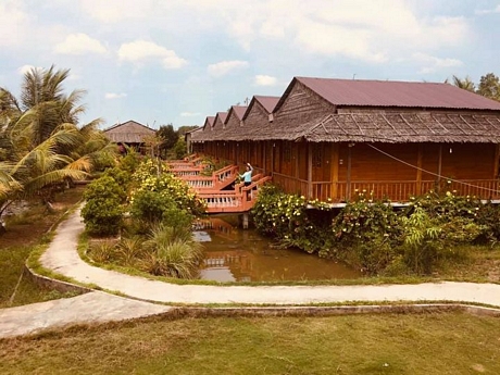 Resort khai trương trong năm 2020 của Công ty Vĩnh Long Travel, đã được chỉnh trang lại.