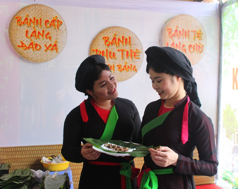 Các tỉnh- thành phía Bắc như Lạng Sơn, Bắc Ninh… cũng mang đến giới thiệu những món bánh đặc sắc.