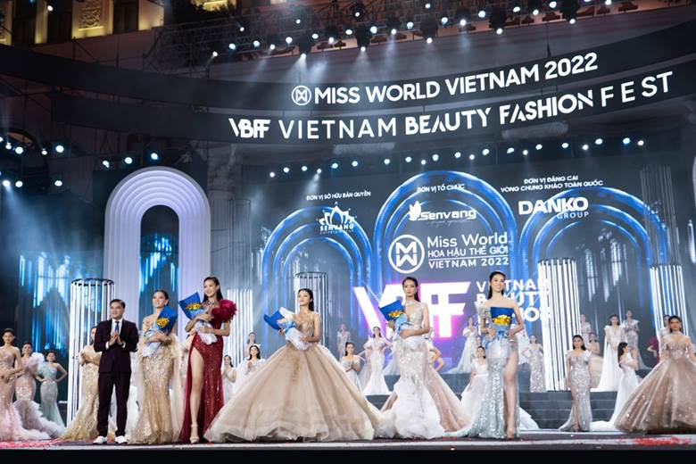 Bên cạnh đó, cô sẽ được thực hiện một bộ ảnh cùng đương kim hoa hậu Lương Thùy Linh. Cuộc thi Miss World Việt Nam 2022 đang diễn ra Vòng Chung khảo toàn quốc tại Thái Nguyên và thu hút được nhiều sự quan tâm của khán giả.