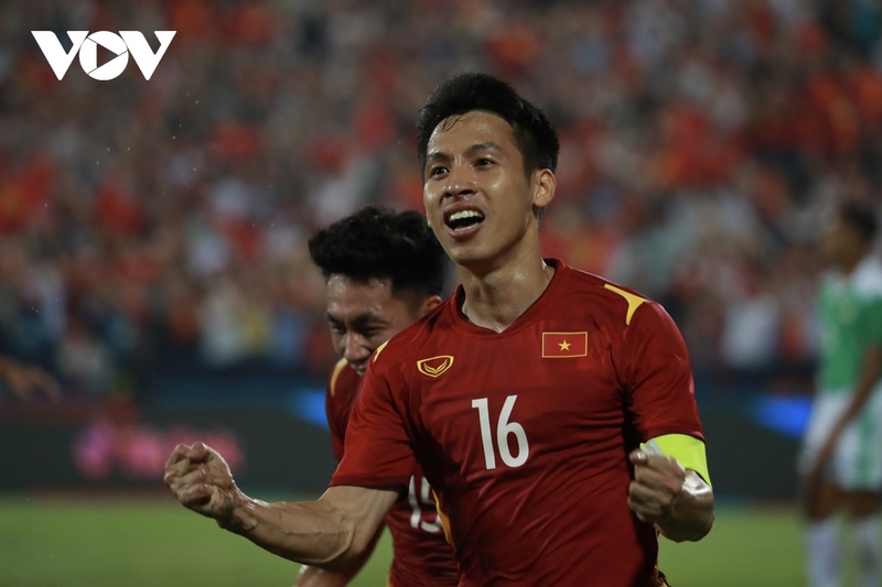 Đội trưởng U23 Việt Nam cùng các đồng đội có hiệp 2 ấn tượng. 
