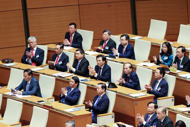 Các đại biểu tham dự phiên khai mạc kỳ họp thứ 3 Quốc hội khóa XV - Ảnh: VGP/Nhật Bắc
