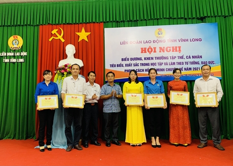  Các cá nhân tiêu biểu, xuất sắc trong học tập và làm theo tư tưởng, đạo đức, phong cách Hồ Chí Minh chuyên đề năm 2021 được Liên đoàn Lao động tỉnh biểu dương, khen thưởng
