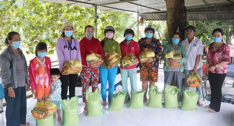 Công tác an sinh xã hội được MTTQ các cấp huyện Long Hồ quan tâm thực hiện.