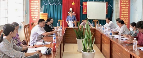 Tổ đại biểu HĐND tỉnh giám sát tại Trung tâm Y tế huyện Trà Ôn.