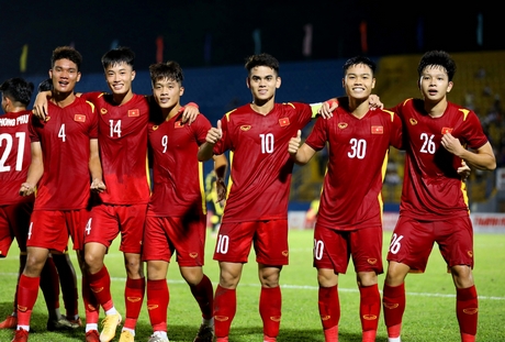 Thắng 2 trận được 6 điểm, nhiều khả năng U.19 Việt Nam sẽ đá trận chung kết với U.19 Thái Lan. Ảnh: TNO