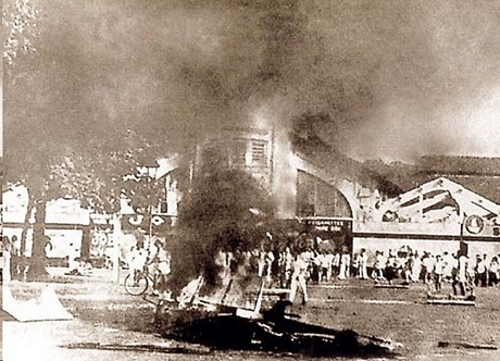 Quang cảnh chợ Bến Thành, Sài Gòn trong ngày đầu kháng chiến chống Pháp 23/9/1945. Nguồn: Internet