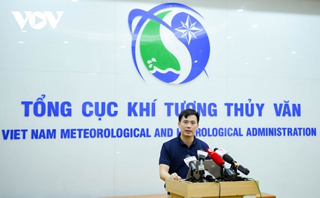  Ông Nguyễn Văn Hưởng - Trưởng phòng Dự báo thời tiết, Trung tâm Dự báo KTTV quốc gia.