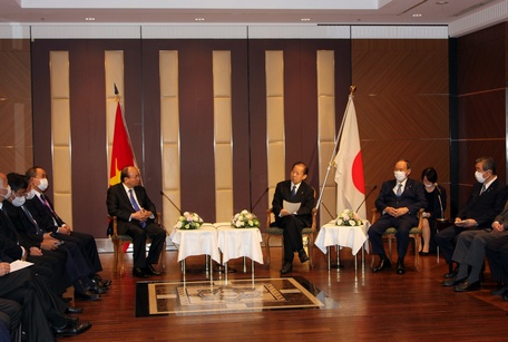 Chủ tịch nước tiếp Chủ tịch Liên minh nghị sĩ hữu nghị Nhật-Việt, Ngài Nikai Toshihiro