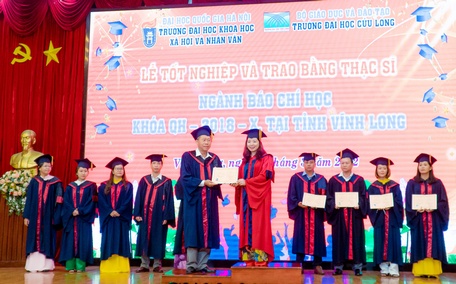 ĐH Quốc gia Hà Nội đào tạo đa ngành, đa lĩnh vực, trình độ và nằm trong “top” các trường tốt nhất thế giới.