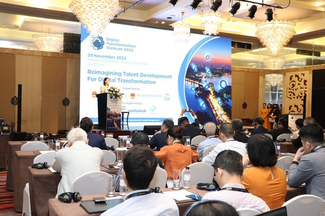 Toàn cảnh Hội nghị Chuyển đổi số Việt Nam 2022 tổ chức ngày 29/11 - Ảnh: VGP/Hiền Minh
