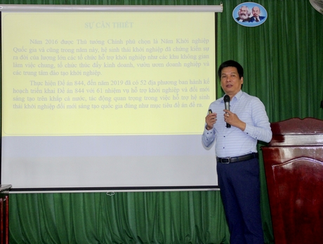 ThS. Huỳnh Kim Tước trình bày dự thảo đề án.
