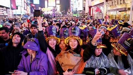  Biến thể XBB.1.5. đang chiếm ưu thế ở Mỹ. Trong ảnh: sự kiện đón chào năm mới 2023 ở Quảng trường Thời đại, New York - Ảnh: Reuters
