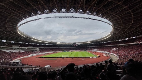  Trận đấu giữa chủ nhà Indonesia và ĐT Việt Nam sẽ diễn ra trên sân Bung Karno. (Ảnh: Bola)