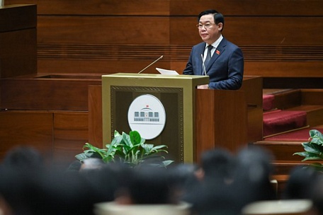  Chủ tịch Quốc hội Vương Đình Huệ phát biểu khai mạc kỳ họp.
