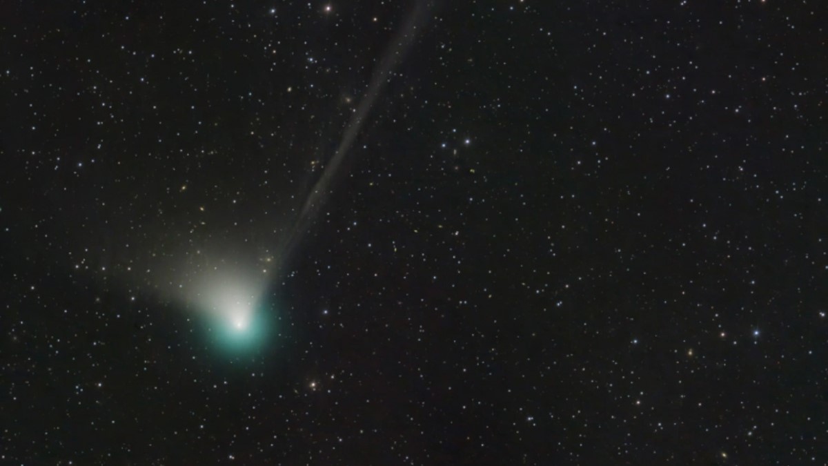 Sao chổi Comet C/2022 E3. Ảnh: Dan Bartlett