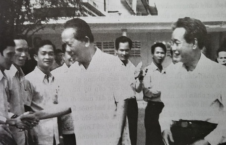 Đồng chí Lê Duẩn thăm tỉnh Cửu Long từ ngày 1 - 7/1/1981.