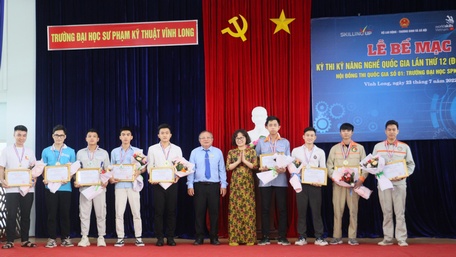 Trường ĐH Sư phạm kỹ thuật Vĩnh Long dẫn đầu toàn quốc về số huy chương vàng  tại kỳ thi Kỹ năng nghề quốc gia lần thứ 12. 