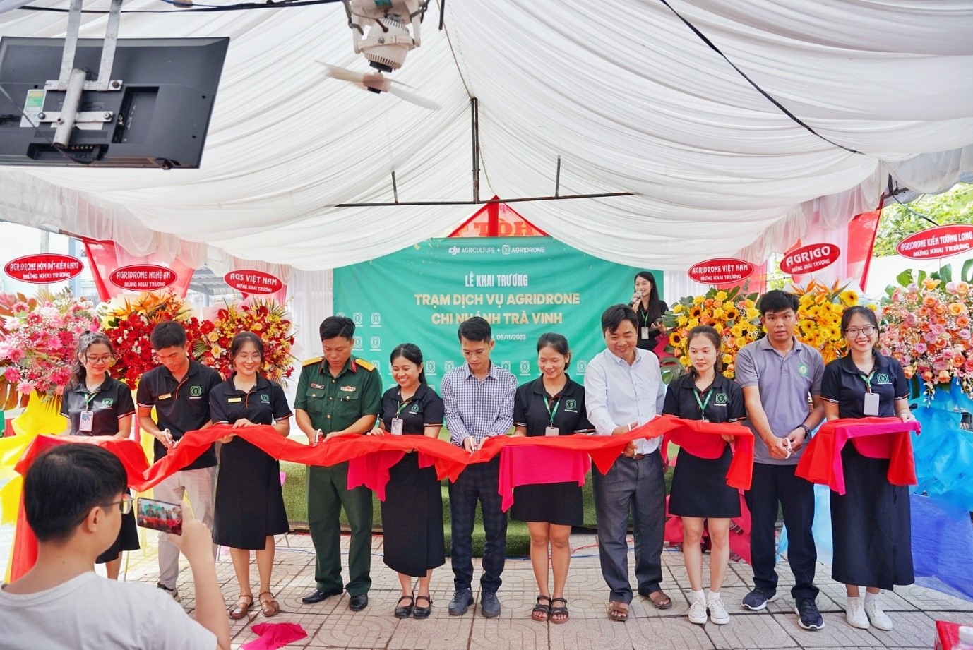 Tưng bừng chào mừng chi nhánh tiếp theo trong hệ thống trạm dịch vụ máy bay nông nghiệp chính hãng AgriDrone Việt Nam
