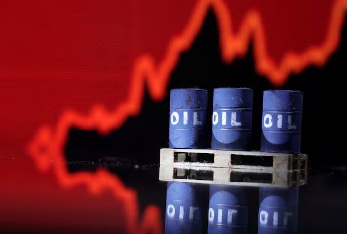 Căng thẳng gia tăng ở Trung Đông làm dấy lên nỗi sợ hãi về giá dầu đạt đỉnh 100 USD/thùng. (Ảnh minh họa: KT)